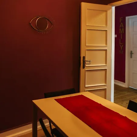 Daniela's 302 Guest house *