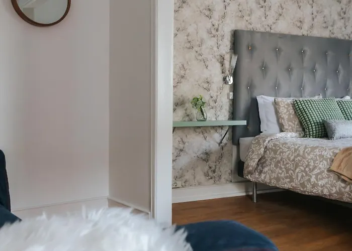 Πανσιόν Daniela's 302 *