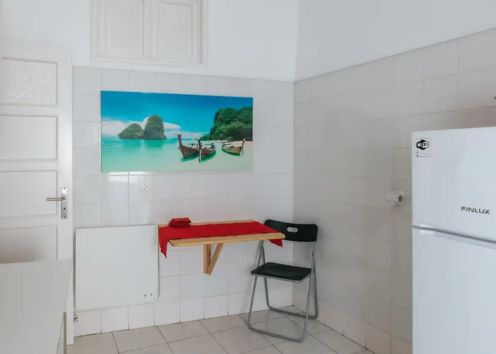 Πανσιόν Daniela's 302 *